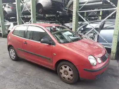 Scrapping Vehicle volkswagen polo (9n1) conceptline of the year 2002 powered azq