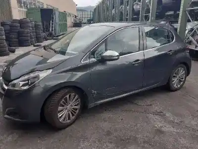 Утилизация автомобиля PEUGEOT 208 I (CA_, CC_) 1.2 VTI 82 года 2016 питание HM01