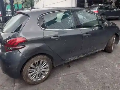 Veículo de Sucata peugeot 208 i (ca_, cc_) 1.2 vti 82 do ano 2016 alimentado hm01