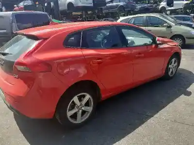 Scrapping Vehicle volvo v40 r-design of the year 2015 powered d4162t