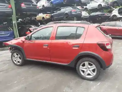 Veículo de Sucata dacia sandero ambiance do ano 2015 alimentado h4b b4