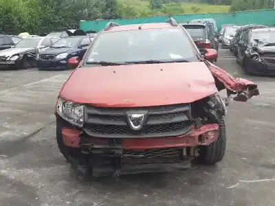 Veículo de Sucata dacia sandero ambiance do ano 2015 alimentado h4b b4