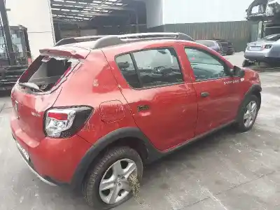 Veículo de Sucata dacia sandero ambiance do ano 2015 alimentado h4b b4