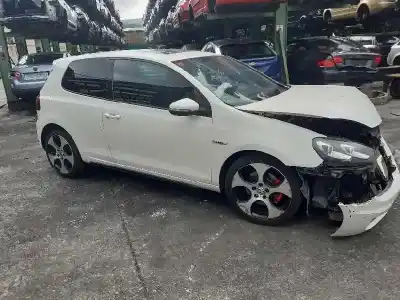 Veículo de Sucata volkswagen golf vi (5k1) 2.0 gti do ano 2010 alimentado cczb