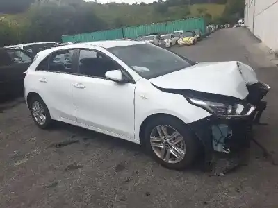 Veículo de Sucata kia ceed business do ano 2021 alimentado g3le