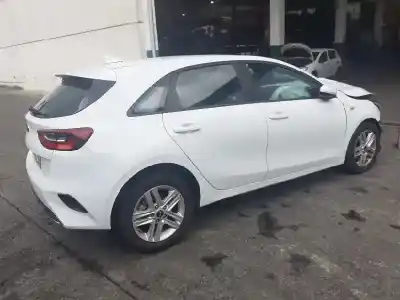 Veículo de Sucata kia ceed business do ano 2021 alimentado g3le