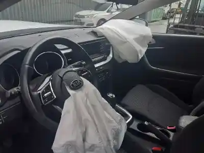 Veículo de Sucata kia ceed business do ano 2021 alimentado g3le