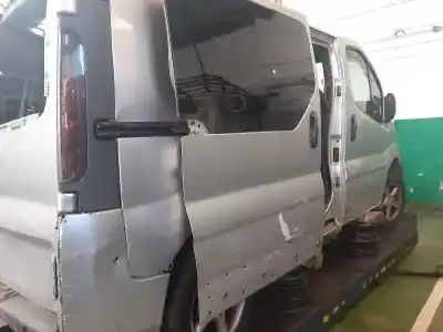 Здавання транспортного засобу nissan primastar autobús (x83) dci 100 року 2004 потужний f9q 760