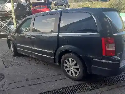 Vehicul casat chrysler grand voyager limited al anului 2008 alimentat vm64c