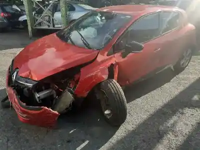 Veicolo di demolizione RENAULT CLIO IV Business dell'anno 2012 alimentato K9K608