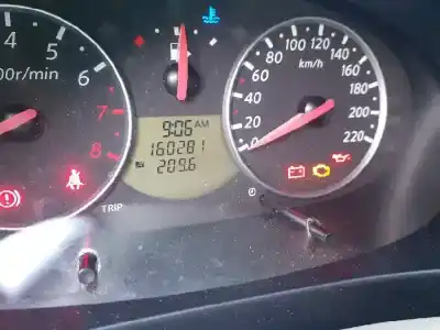 Veículo de Sucata nissan micra (k12e) 25 aniversario do ano 2005 alimentado cr12