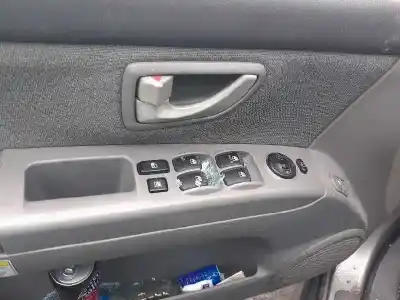 Здавання транспортного засобу kia sorento 2.5 crdi concept року 2005 потужний d4cb