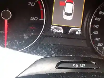 Vehicul casat seat leon st (5f8) fr al anului 2014 alimentat czc