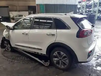 Veículo de Sucata kia niro e-niro drive do ano 2019 alimentado 