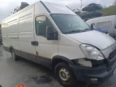 Здавання транспортного засобу iveco                                              daily v furgón                                                                                                                                                                                                                                             29s13, 29l13, 35c13, 35s13, 40c13, 40s13 року 2013 потужний f1ae3481b