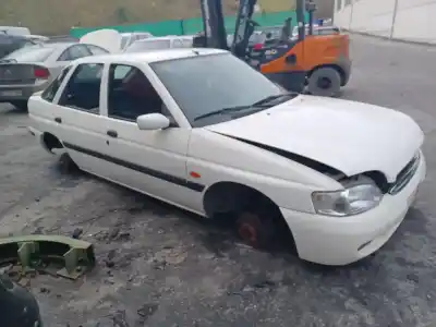 Veículo de Sucata ford escort vi (gal, aal, abl) 1.3 do ano 1997 alimentado j4b,j6a