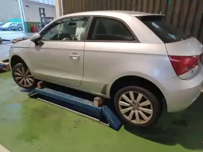 Veículo de Sucata audi a1 (8x) ambition do ano 2011 alimentado cayc