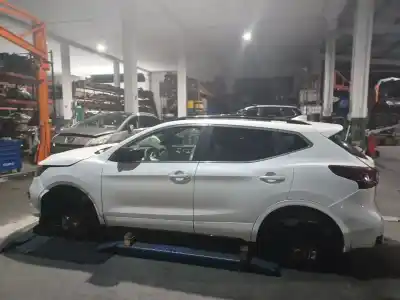 Vehicul casat nissan qashqai (j11) acenta al anului 2021 alimentat hr13