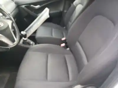 Veículo de Sucata HYUNDAI IX20 (JC) 1.6 CRDI do ano 2014 alimentado D4FB