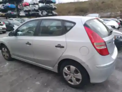 Scrapping Vehicle hyundai i30 (fd) 1.6 crdi of the year 2011 powered d4fb