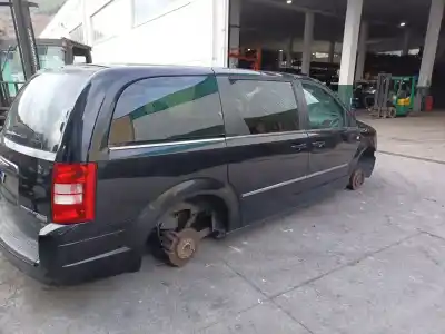 Veicolo di demolizione chrysler grand voyager v (rt) 2.8 crd dell'anno 2010 alimentato ens