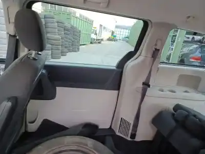 Veicolo di demolizione chrysler grand voyager v (rt) 2.8 crd dell'anno 2010 alimentato ens