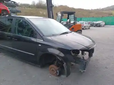 Veicolo di demolizione chrysler grand voyager v (rt) 2.8 crd dell'anno 2010 alimentato ens