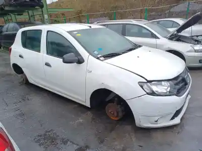 Здавання транспортного засобу dacia sandero ii 1.2 року 2013 потужний d4f 732