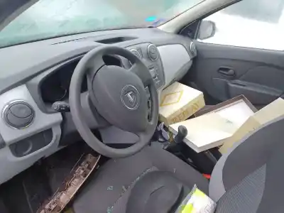 Здавання транспортного засобу dacia sandero ii 1.2 року 2013 потужний d4f 732