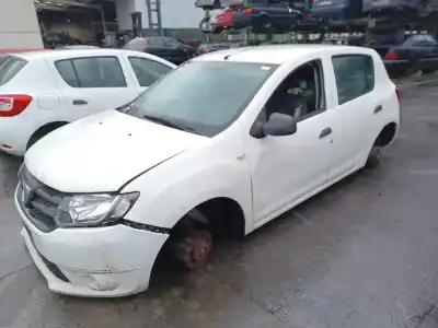 Здавання транспортного засобу dacia sandero ii 1.2 року 2013 потужний d4f 732
