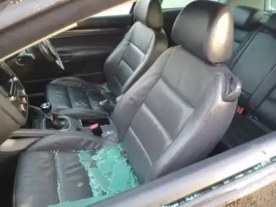 Veículo de Sucata volkswagen golf v (1k1) 2.0 tdi 16v do ano 2000 alimentado bmn