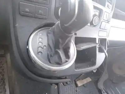 Здавання транспортного засобу vw multivan v (7hm, 7hn, 7hf, 7ef, 7em, 7en) 2.0 року 2012 потужний cfca