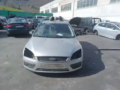 Vehicul casat ford                                               focus c-max (dm2)                                                                                                                                                                                                                                          1.6                                                                                                                                                                                                                                                        al anului 2006 alimentat hwda