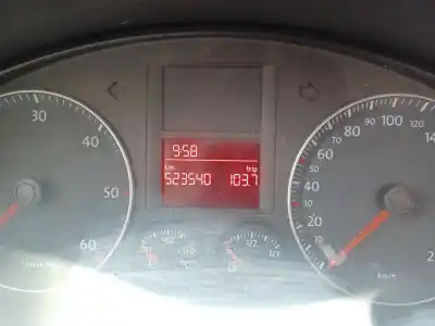 Veículo de Sucata volkswagen golf v (1k1) 1.9 tdi do ano 2006 alimentado bru,bxf,bxj