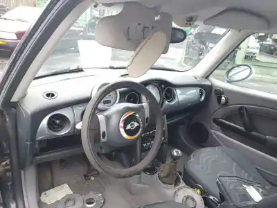 Scrapping Vehicle mini mini (f55) one of the year 2002 powered b38 a12 a