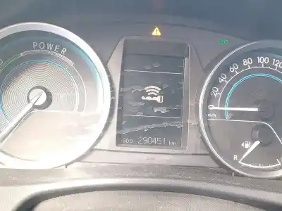 Veículo de Sucata toyota auris (_e18_) 1.8 hybrid (zwe186_) do ano 2013 alimentado 2zr-fxe