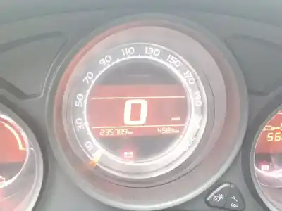 Veículo de Sucata citroen c4 ii (nc_) 1.6 hdi 90 do ano 2010 alimentado 9hj (dv6dtedm),9hp (dv6dted)