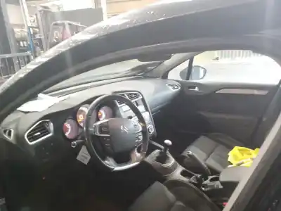 Veículo de Sucata citroen c4 ii (nc_) 1.6 hdi 90 do ano 2010 alimentado 9hj (dv6dtedm),9hp (dv6dted)