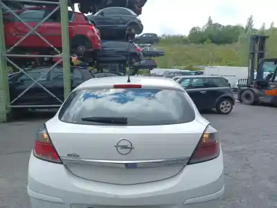Scrapping Vehicle opel astra h gtc (a04) 1.7 cdti (l08) of the year 2010 powered z17dtr