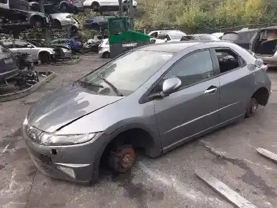 Veículo de Sucata HONDA CIVIC VIII HATCHBACK (FN, FK) 2.2 CTDI (FK3) do ano 2006 alimentado N22A2