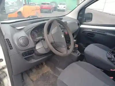 Sloopvoertuig peugeot bipper (aa_) 1.4 hdi van het jaar 2010 aangedreven 8hs (dv4ted)