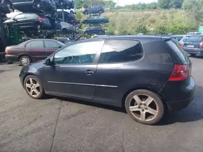 Veículo de Sucata volkswagen golf v (1k1) 2.0 tdi do ano 2005 alimentado bmm