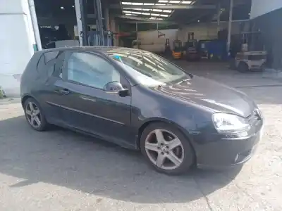 Veículo de Sucata volkswagen golf v (1k1) 2.0 tdi do ano 2005 alimentado bmm