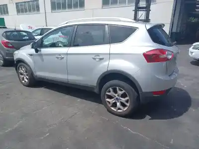 Vehicul casat ford kuga i 2.0 tdci al anului 2012 alimentat ufda