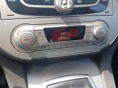 Vehicul casat ford kuga i 2.0 tdci al anului 2012 alimentat ufda