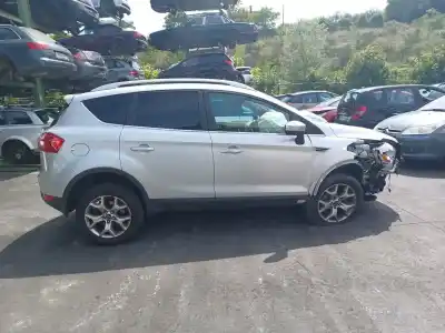Vehicul casat ford kuga i 2.0 tdci al anului 2012 alimentat ufda