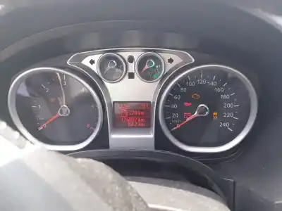 Vehicul casat ford kuga i 2.0 tdci al anului 2012 alimentat ufda