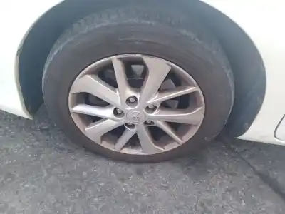 Veículo de Sucata toyota auris (_e18_) 2.0 d-4d (ade186_) do ano 2014 alimentado 1ad-ftv