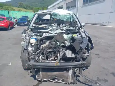 Veículo de Sucata volkswagen touran (1t3) 1.6 tdi do ano 2011 alimentado cayc