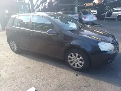 Veículo de Sucata volkswagen golf v (1k1) 1.9 tdi do ano 2007 alimentado bkc,bls,bxe